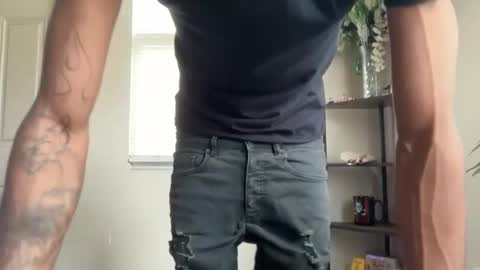 Snapshot of therealferrarii chatting on 7, 4, 2026 therealferrarii online show from 7, 4, 2026