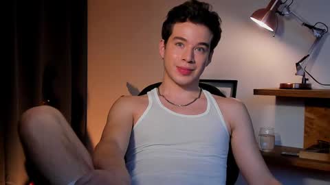 Snapshot of therealmartincox chatting on 11, 9, 2025 4th online show from 11, 9, 2025