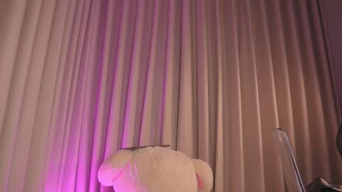 Snapshot of therealpeach_ chatting on 22, 3, 2026 online show from 22, 3, 2026