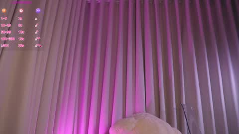 Snapshot of therealpeach_ chatting on 4, 4, 2026 online show from 4, 4, 2026