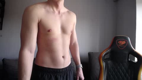 Nick   online show from 8, 2, 2025