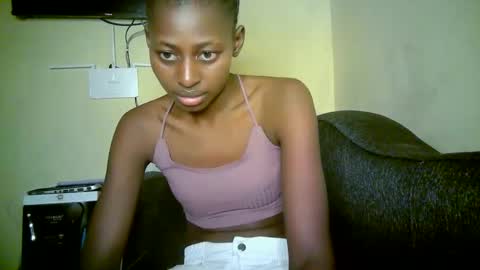 Snapshot of therry_heart chatting on 6, 5, 2026 hearty online show from 6, 5, 2026