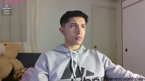 Snapshot of thesaint_xxx chatting on 16, 4, 2026 thesaint_xxx online show from 16, 4, 2026