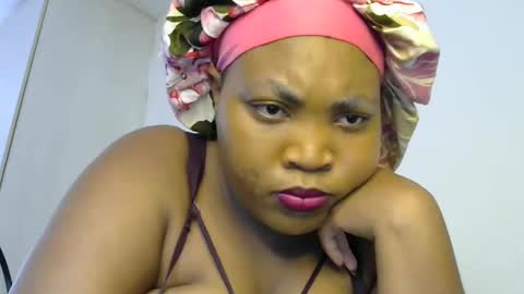 Snapshot of theshybaddie chatting on 24, 1, 2025 theshybaddie online show from 24, 1, 2025