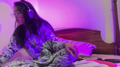 silky baby online show from 27, 11, 2025