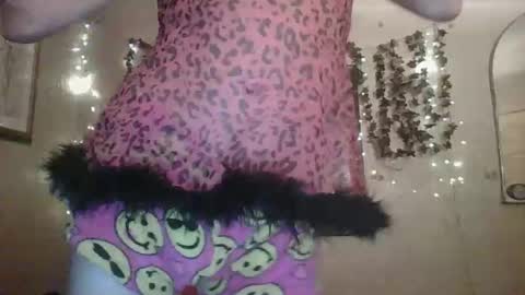 sillymillie0 online show from 21, 11, 2025