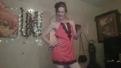 Snapshot of thesillymillie chatting on 10, 4, 2026 sillymillie0 online show from 10, 4, 2026