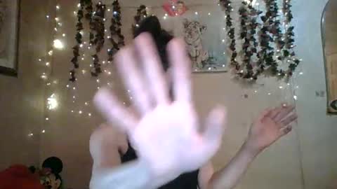 sillymillie0 online show from 7, 6, 2026