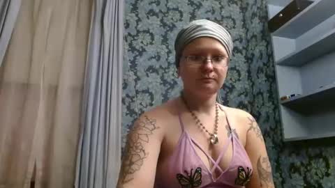 Siren of the Fae online show from 15, 12, 2025