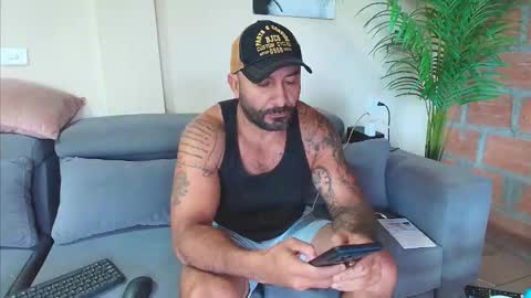 Snapshot of thestraightroom chatting on 13, 3, 2026 thestraightroom online show from 13, 3, 2026