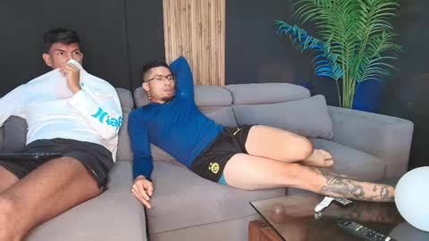 Snapshot of thestraightroom chatting on 30, 3, 2026 thestraightroom online show from 30, 3, 2026