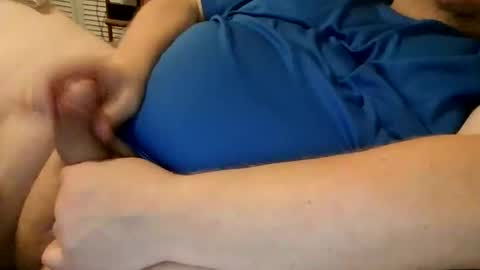 Snapshot of thetrouble chatting on 25, 10, 2025 thetrouble online show from 25, 10, 2025