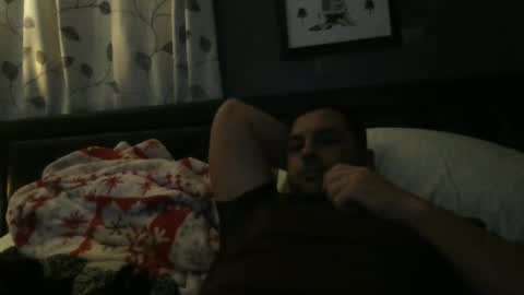 Snapshot of thetwolivecrew22 chatting on 18, 11, 2025 The Wild Ones online show from 18, 11, 2025