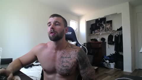 Snapshot of theufcfan_8181 chatting on 26, 6, 2026 troy online show from 26, 6, 2026