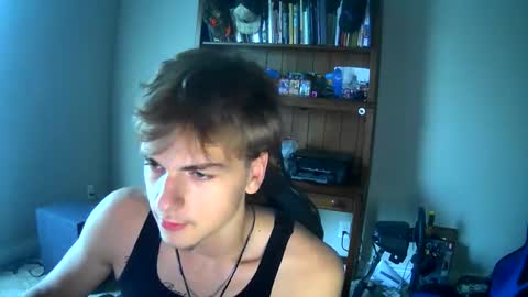 Snapshot of thevincegray chatting on 10, 6, 2026 Vince online show from 10, 6, 2026