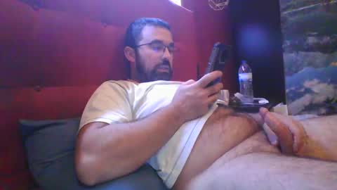 Snapshot of theviper1990 chatting on 1, 1, 2025 Carlos1990 online show from 1, 1, 2025