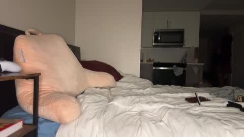 Snapshot of thevixensapphire chatting on 20, 4, 2026 Sapphire the Vixen online show from 20, 4, 2026