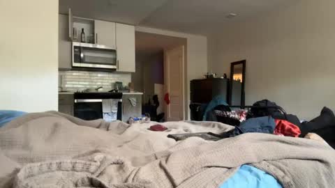 Snapshot of thevixensapphire chatting on 22, 4, 2026 Sapphire the Vixen online show from 22, 4, 2026