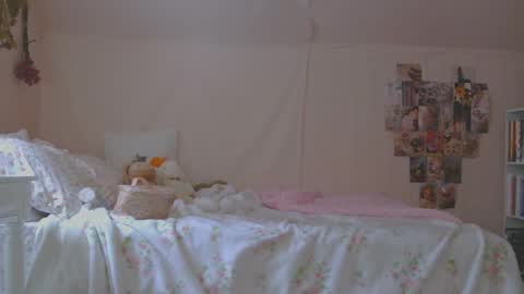 Snapshot of theyalllikecarmen chatting on 10, 2, 2025 Carmen online show from 10, 2, 2025