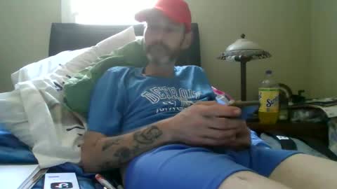 Snapshot of theycallmemellowthebreeze chatting on 14, 9, 2025 mellow online show from 14, 9, 2025