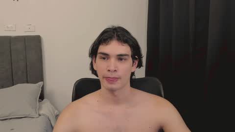 thiaan__ online show from 31, 12, 2024