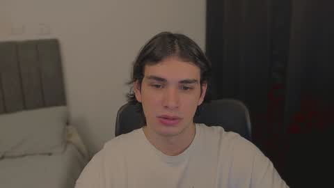 thiaan__ online show from 17, 1, 2025