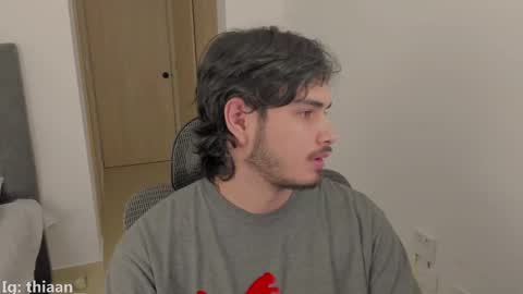 thiaan__ online show from 22, 9, 2025