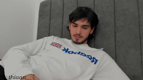 thiaan__ online show from 24, 9, 2025