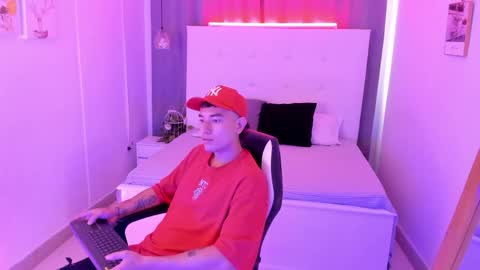 Snapshot of thiago_2003_ chatting on 12, 4, 2026 Thiago online show from 12, 4, 2026