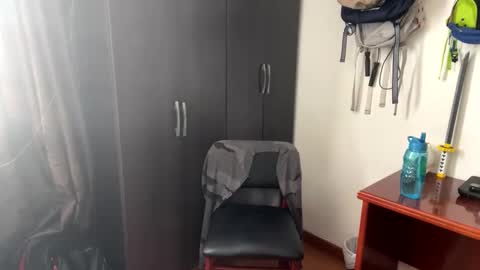 thiago_happy online show from 5, 5, 2026