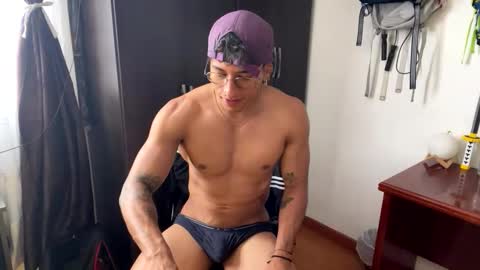 thiago_happy online show from 12, 5, 2026