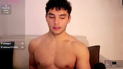 Snapshot of thiago_l chatting on 28, 2, 2025 Just Thiago online show from 28, 2, 2025