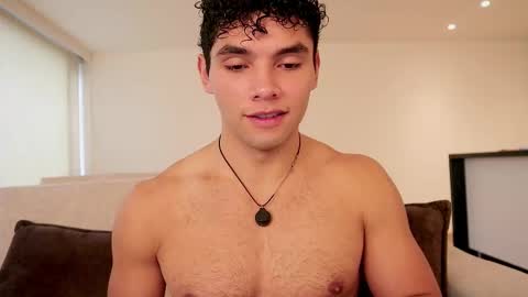 Snapshot of thiago_l chatting on 18, 3, 2026 Just Thiago online show from 18, 3, 2026