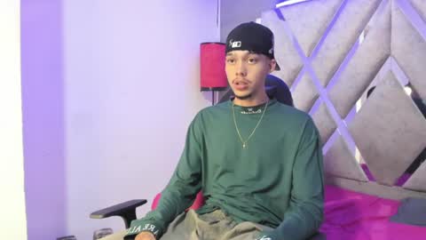 Snapshot of thiago_preston chatting on 2, 7, 2026 Thiago online show from 2, 7, 2026