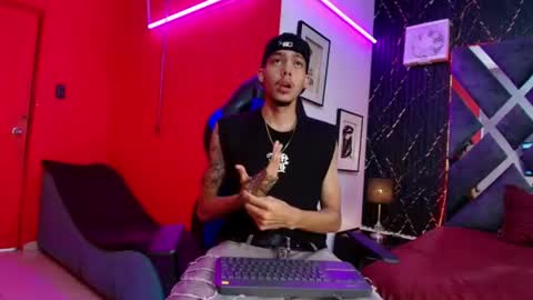 Snapshot of thiago_preston chatting on 4, 7, 2026 Thiago online show from 4, 7, 2026