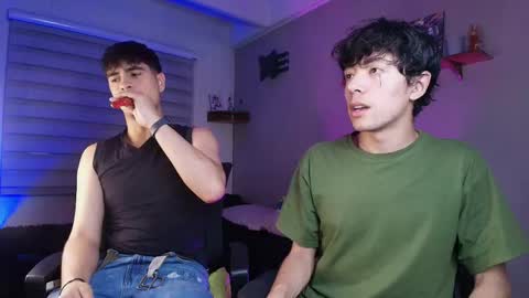 Snapshot of thiago_rockwell chatting on 3, 10, 2025 Thiago online show from 3, 10, 2025