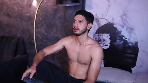 Snapshot of thiago_voss chatting on 16, 12, 2025 Thiago online show from 16, 12, 2025