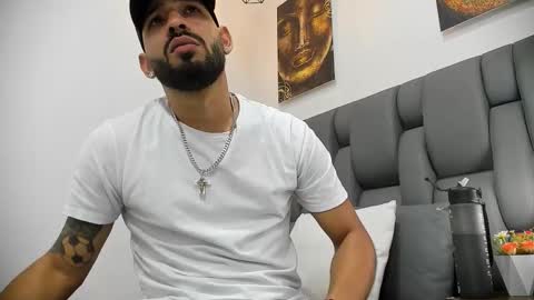 Snapshot of thiagomez17 chatting on 7, 2, 2026 Thia Gomez online show from 7, 2, 2026