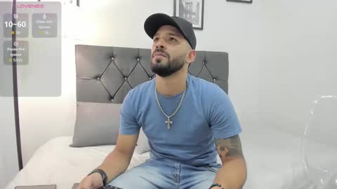 Snapshot of thiagomez17 chatting on 11, 2, 2026 Thia Gomez online show from 11, 2, 2026