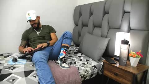 Snapshot of thiagomez17 chatting on 19, 3, 2026 Thia Gomez online show from 19, 3, 2026