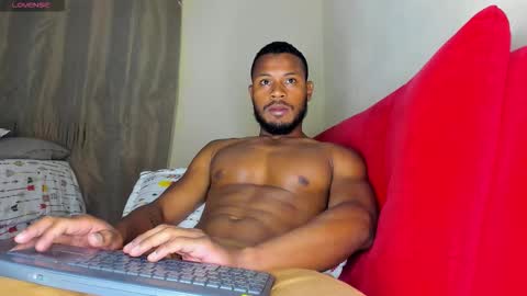 Thiago Instagram   online show from 1, 11, 2025