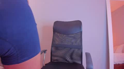 Snapshot of thiagovega_ chatting on 6, 4, 2026 thiagovega_ online show from 6, 4, 2026