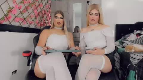 Snapshot of thiara_veky chatting on 26, 6, 2026 Thiara online show from 26, 6, 2026