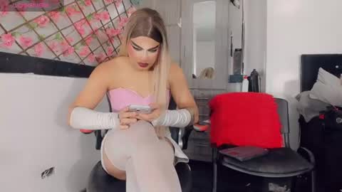 Snapshot of thiara_veky chatting on 16, 7, 2026 Thiara online show from 16, 7, 2026