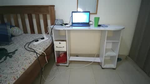 Snapshot of thiccyra90920 chatting on 19, 10, 2025 thickiana online show from 19, 10, 2025