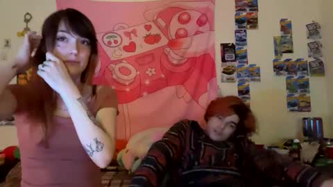 Snapshot of thick_as_fook chatting on 15, 12, 2025 thick_as_fook online show from 15, 12, 2025