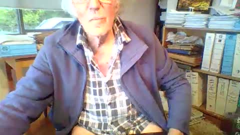 Snapshot of thickcockat71 chatting on 7, 5, 2026 Thickcockat71 online show from 7, 5, 2026