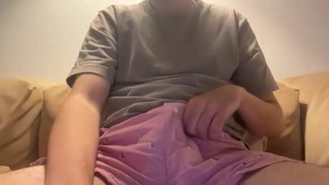 Snapshot of thickerbunny chatting on 4, 10, 2025 thickerbunny online show from 4, 10, 2025