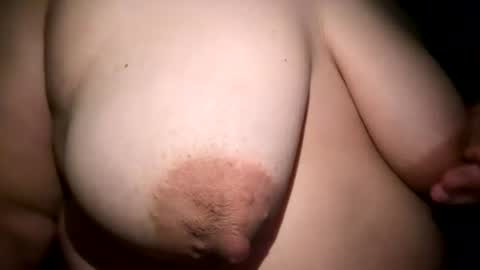 Snapshot of thickkcloudz chatting on 15, 7, 2026 thickkcloudz online show from 15, 7, 2026