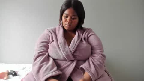 thickleeyanax online show from 15, 1, 2025